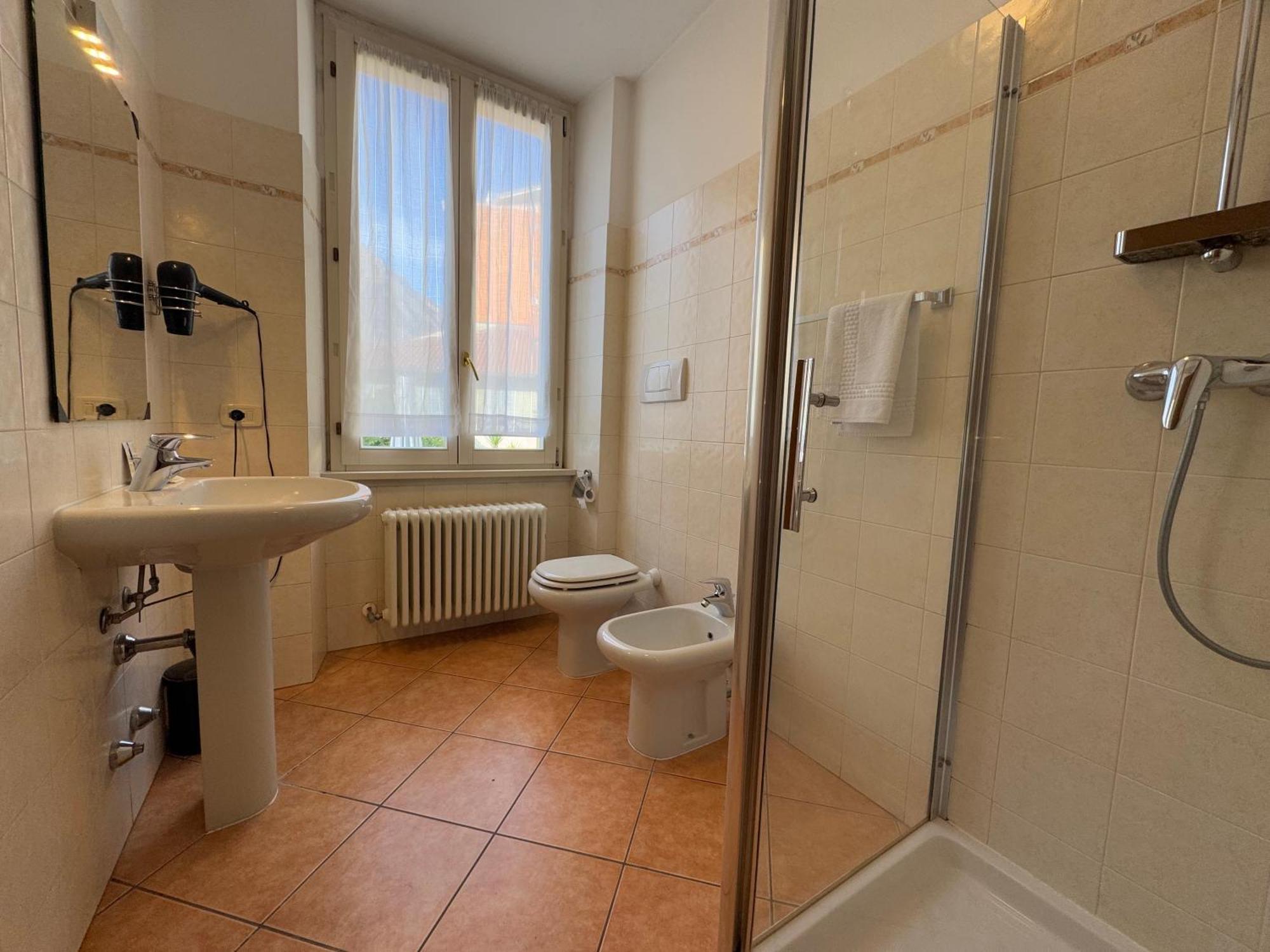 Double Room Lake View