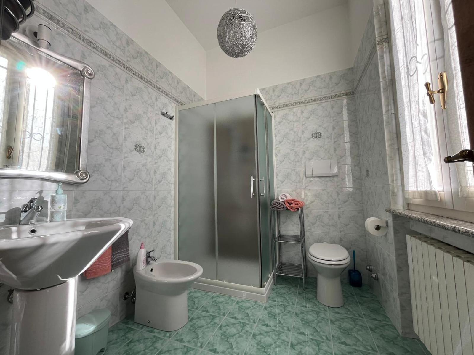 Double Room Private Internal Bathroom